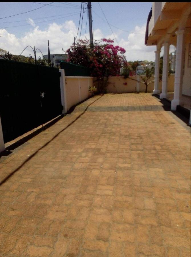 Villa L'Or With Private Pool Flic en Flac Exterior photo